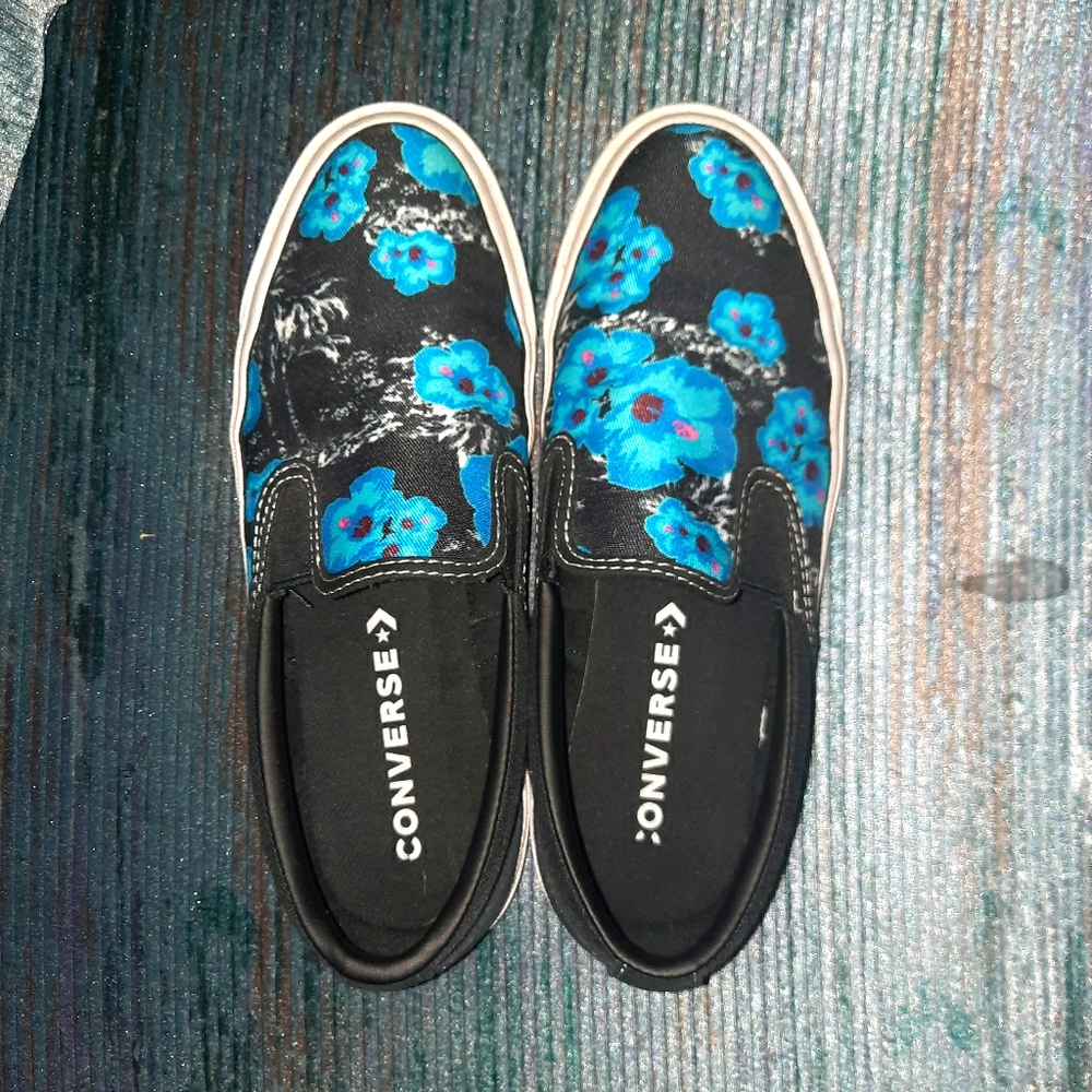 Slip on Converse